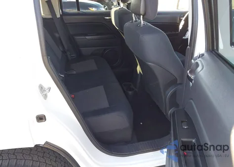 2012 Jeep Patriot Latitude z USA, uszkodzony, nr VIN 1C4NJPFB9CD634408